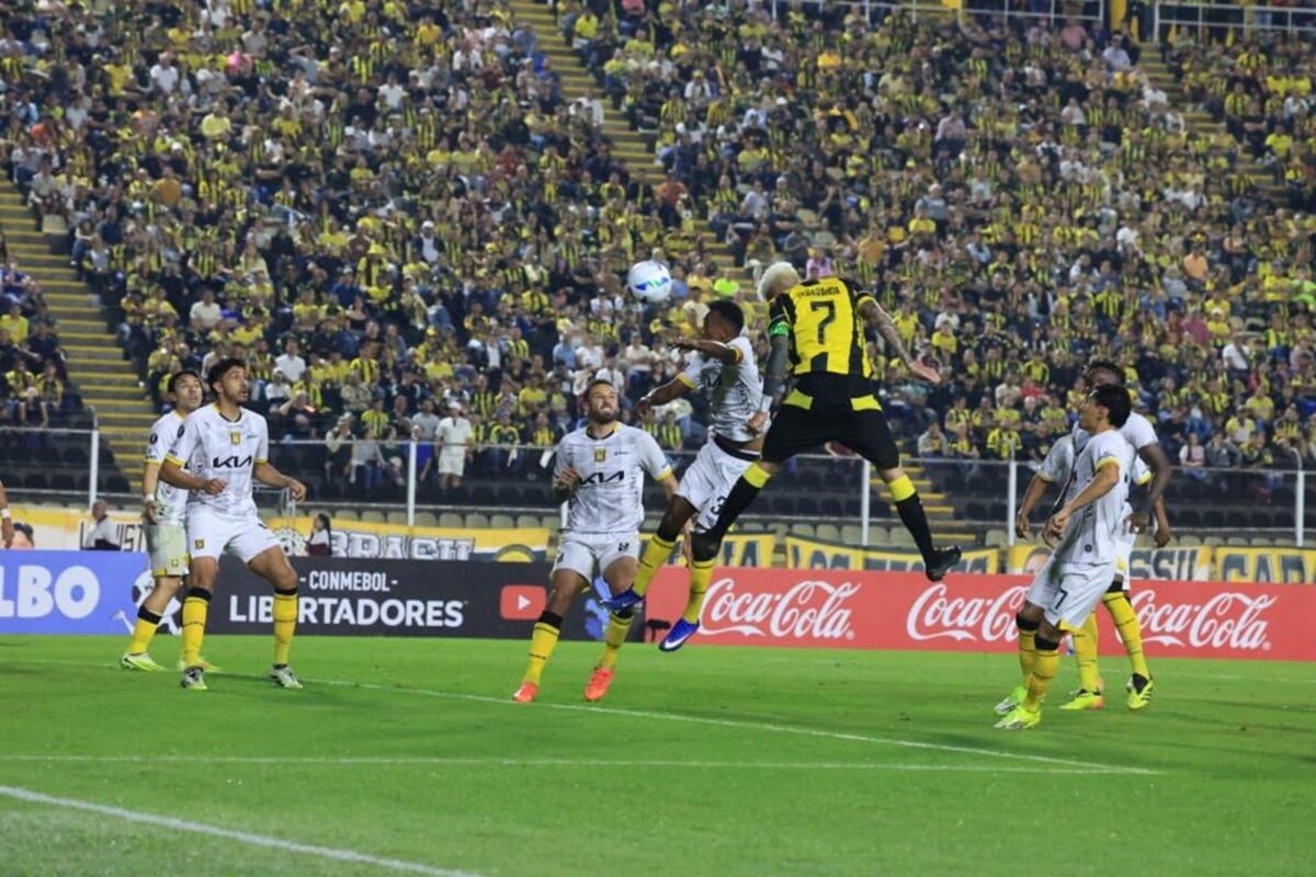 Deportivo Táchira avanzó a la segunda fase de la Copa Libertadores 