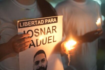 Familiares exigieron una “liberación real” para los presos políticos en Zona 7