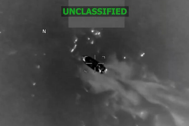 EE UU destruyó otra lancha en el Caribe y dejó tres muertos