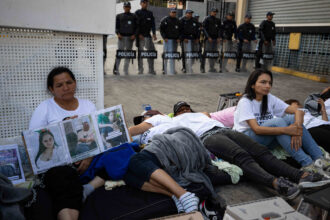 Excarcelaron a 17 presos políticos de Zona 7