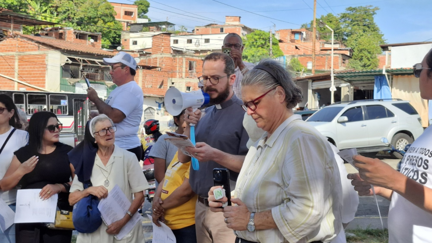 Clippve comenzó una “Peregrinación por la libertad” para llevar fortaleza a familiares de presos políticos