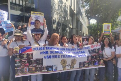 Familiares de trabajadores de PDVSA detenidos solicitaron revisión de casos ante la AN