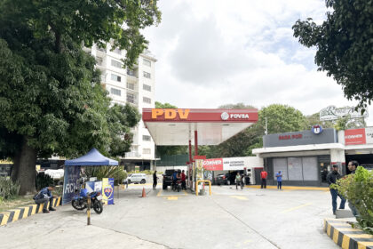 Estaciones de servicio de gasolina “Súper Premium” en Caracas se preparan para ofrecer combustible estándar