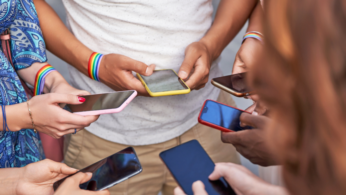 Los países que han prohibido el uso de las redes sociales a adolescentes