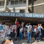 “Amnistía real”: la exigencia de los familiares de presos políticos y estudiantes desde la UCV