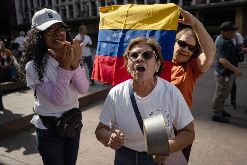 ¿Cómo puedo encontrar análisis de temas políticos actuales en Venezuela?