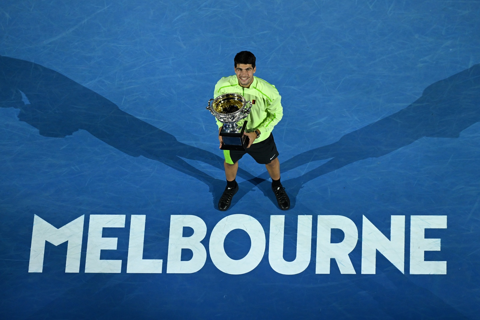 Alcaraz ganó su primer Abierto de Australia y se convirtió en el jugador más joven en completar el Grand Slam