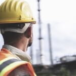 Ofertas laborales en la industria petrolera resurgen en Venezuela tras licencias en el área energética