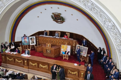 La Asamblea Nacional retoma la discusión de la ley de amnistía en medio de huelgas de hambre y protestas Asamblea Nacional realizará la segunda discusión del proyecto de ley de amnistía 