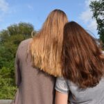 ¿Qué dice la psicología sobre las personas que tienen pocos amigos?