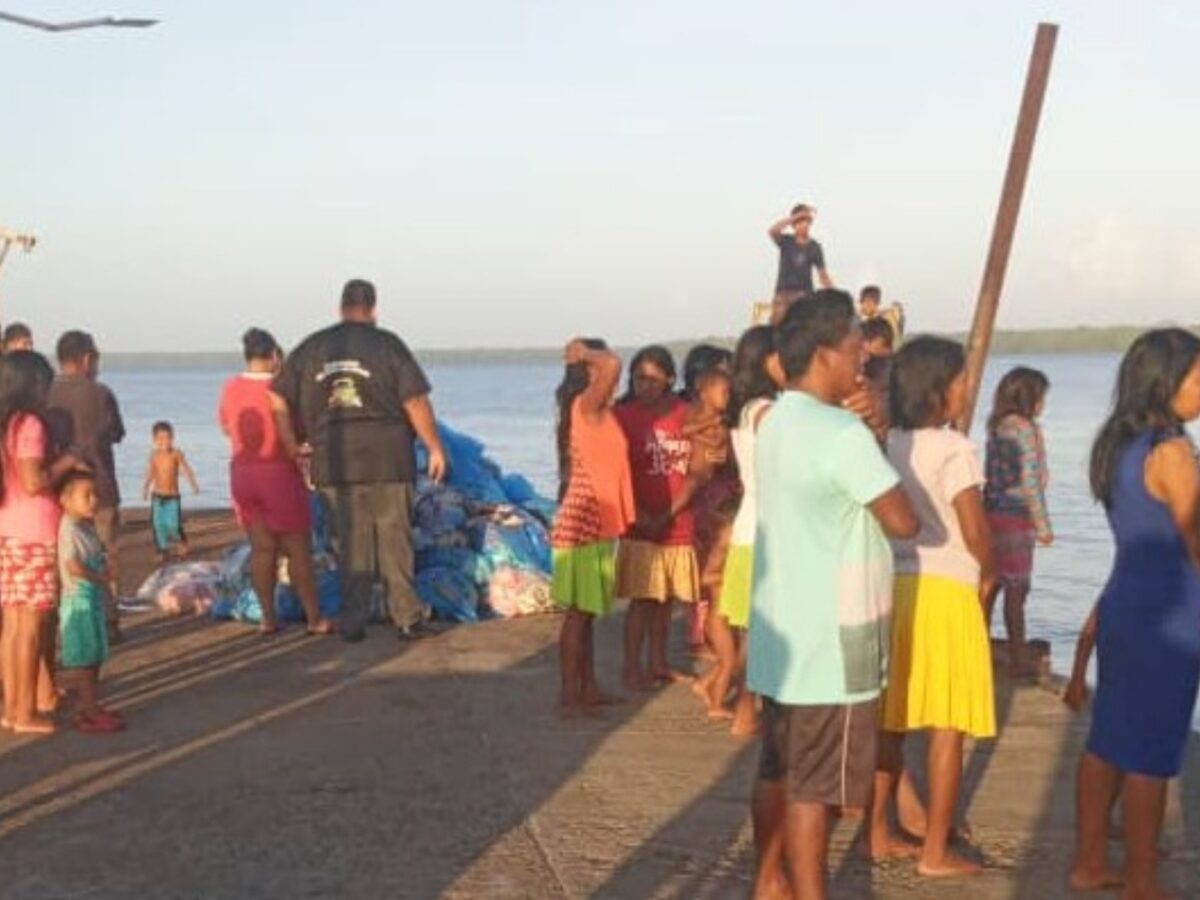 Naufragó embarcación que transportaba insumos de la ONG World Vision en Delta Amacuro