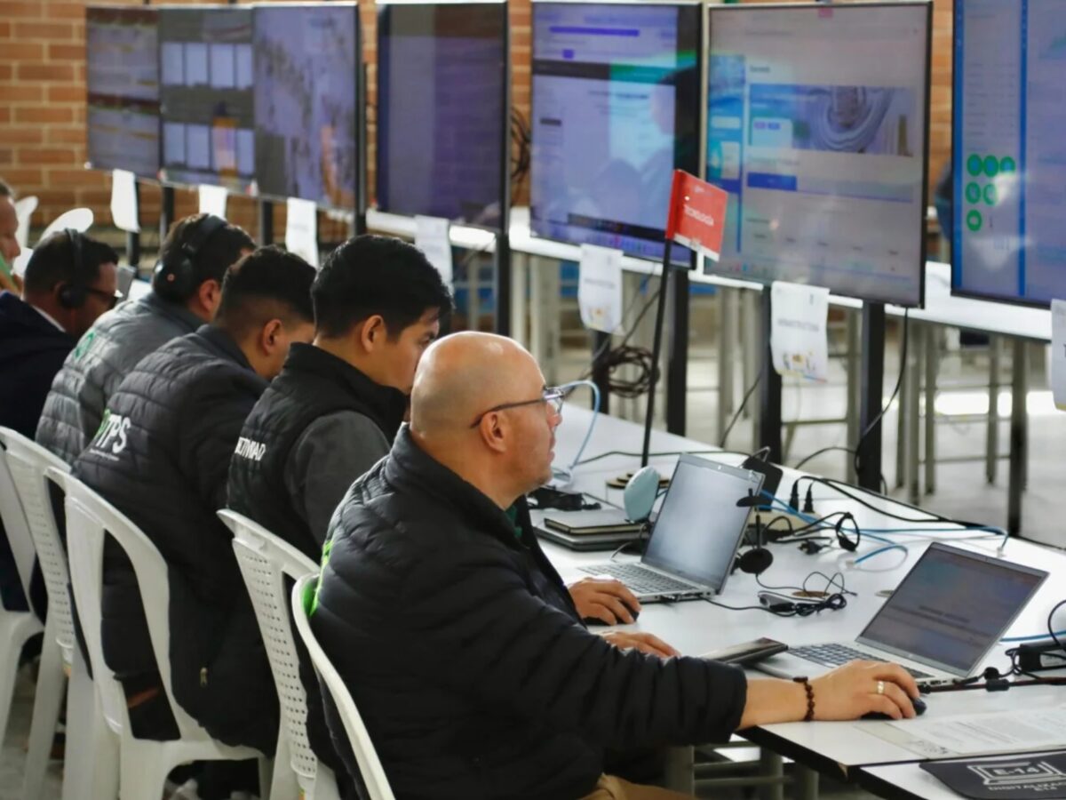 Colombianos residentes en Venezuela denunciaron que redujeron la jornada de sufragio para las elecciones legislativas