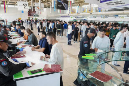 Aterrizó en Maiquetía un vuelo con 110 migrantes venezolanos repatriados de Estados Unidos