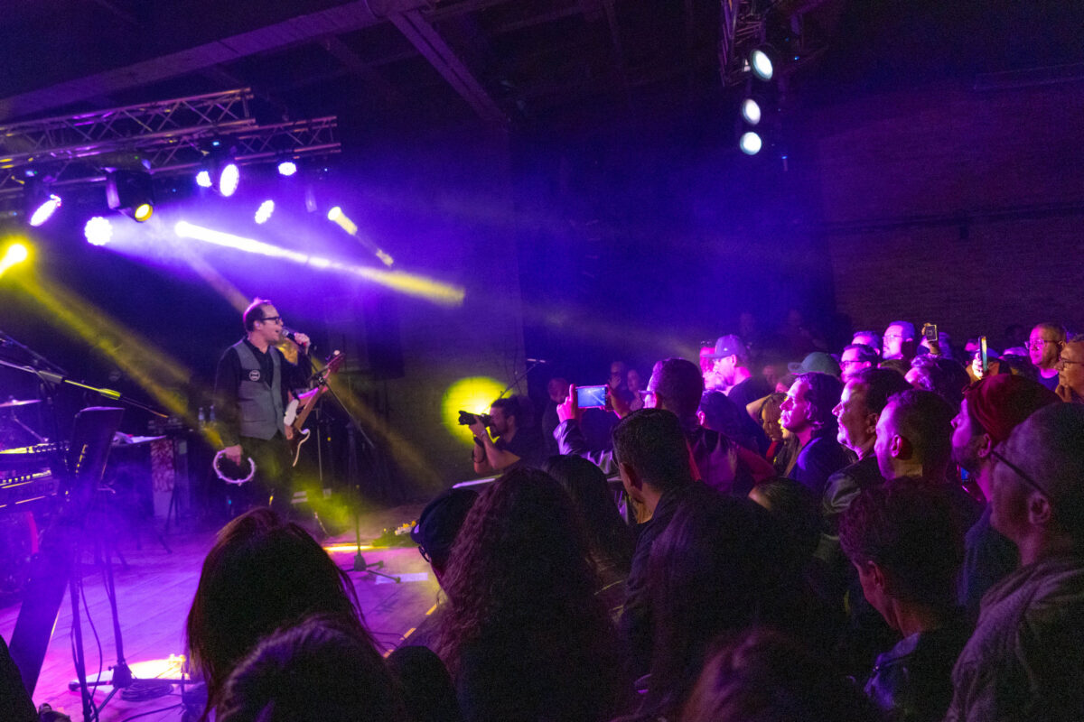 Zapato 3 se reencontró con sus fanáticos en Caracas en un concierto que combinó la nostalgia y lo nuevo 