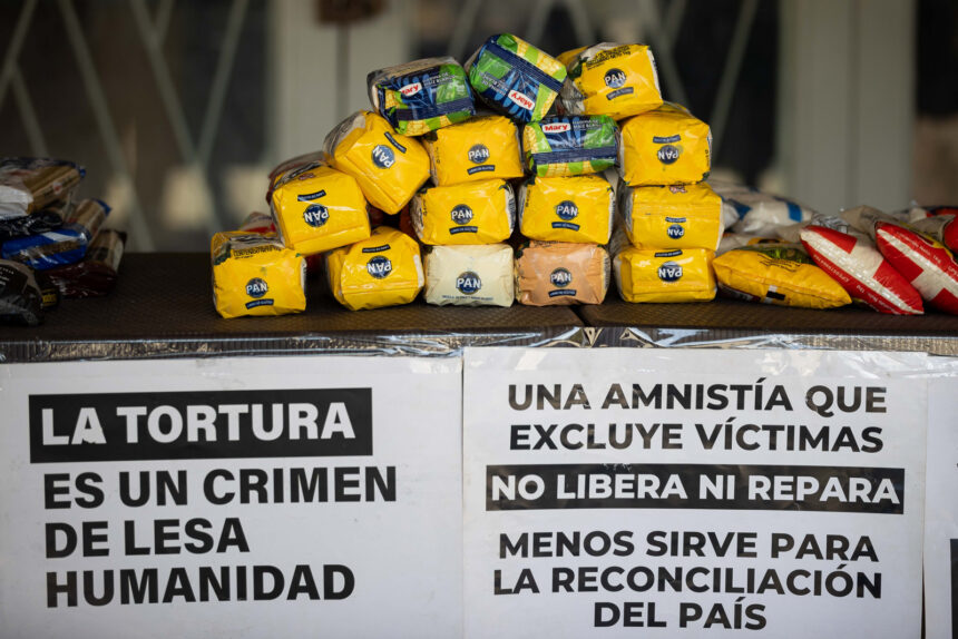 Clippve recolectó insumos en la UCV para ayudar a los familiares de presos políticos ONG venezolana recolecta insumos para ayudar a los familiares de presos políticos