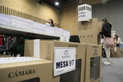 Más de 2.400 personas intentaron cruzar irregularmente la frontera desde Venezuela para votar en Colombia