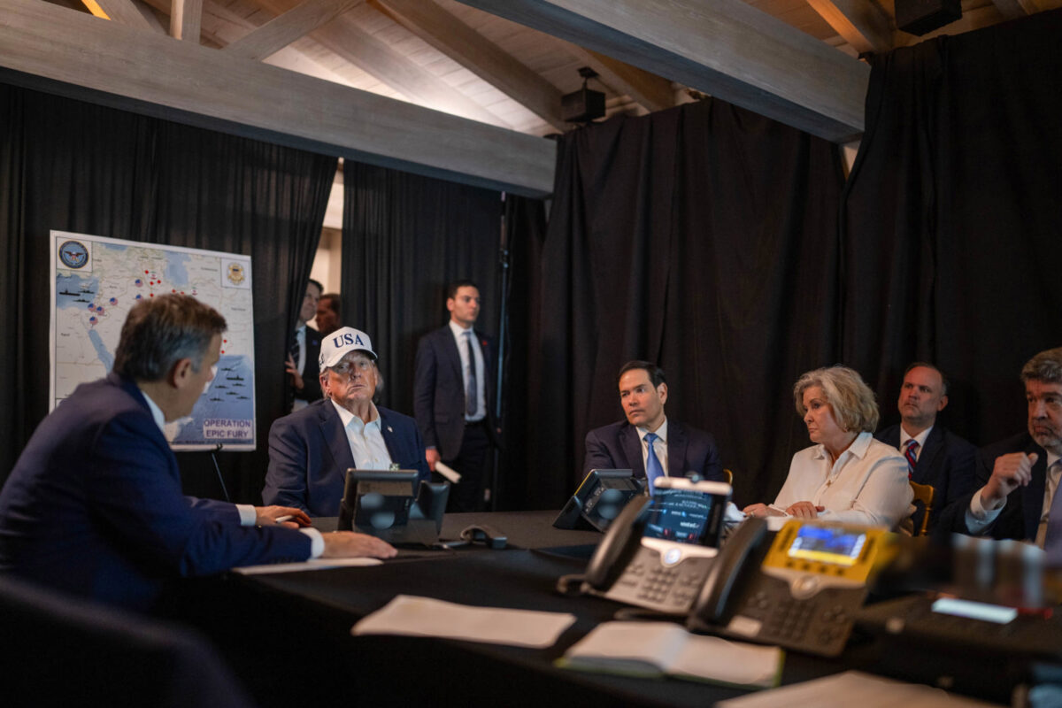 Trump aseguró que el escenario perfecto para Irán es un proceso de transición como el de Venezuela 