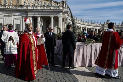 “Depongan las armas”: el llamado que hizo el papa León XIV en el Domingo de Ramos