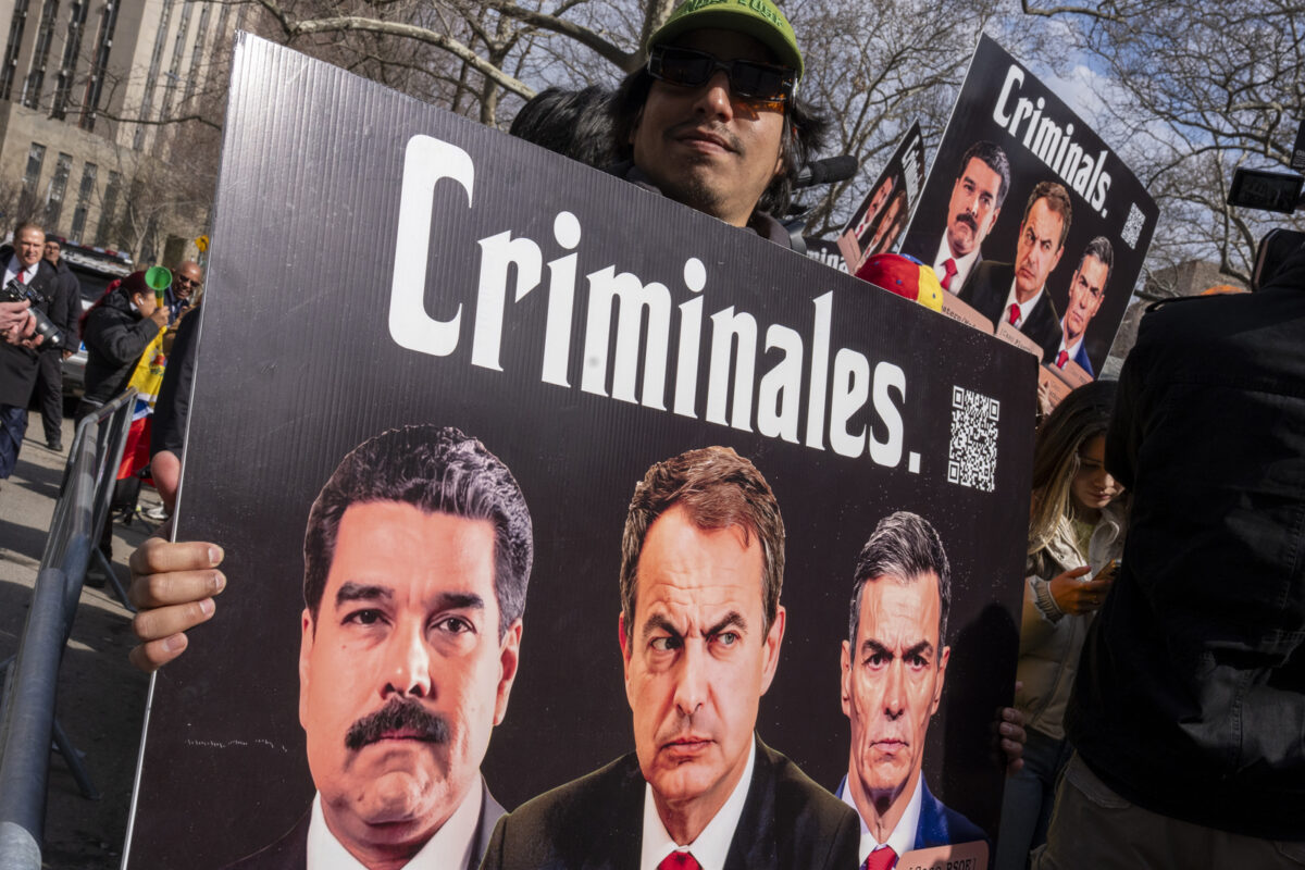 En imágenes: protestas y tensión en Nueva York por audiencia de Maduro en la Corte