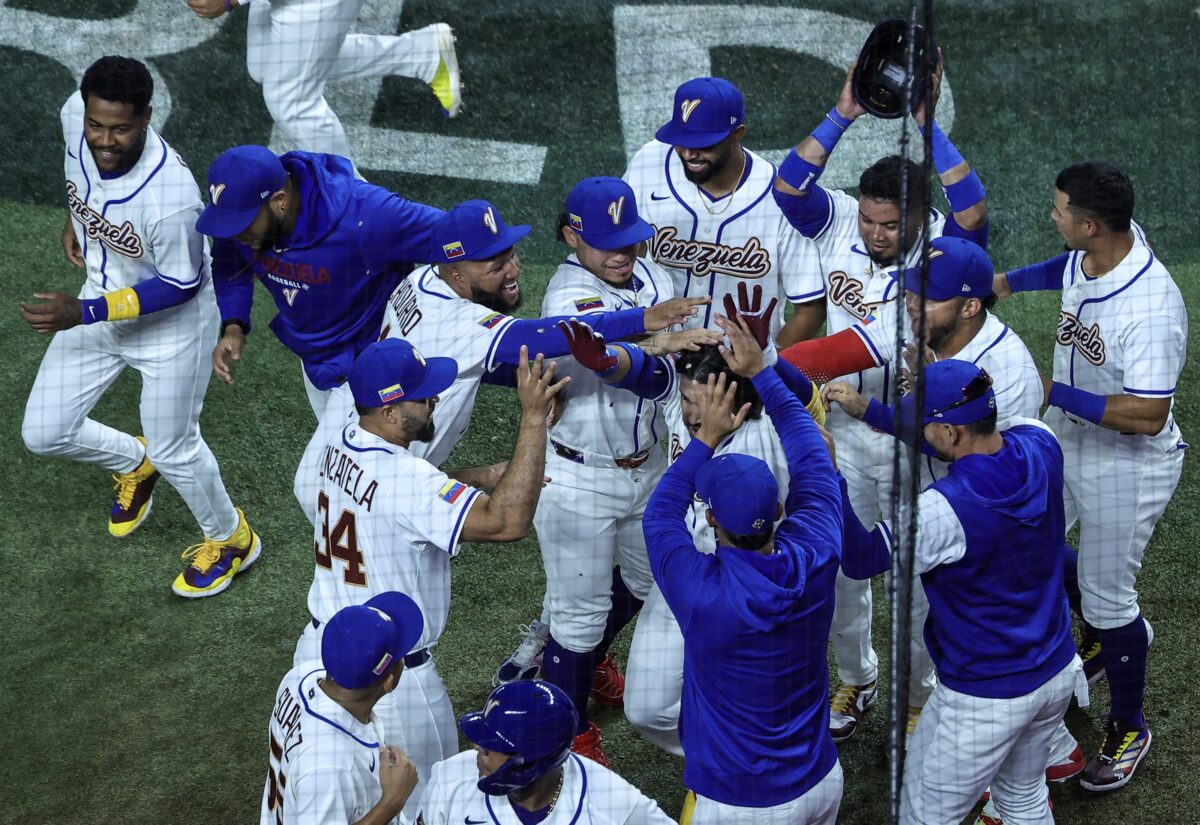 Venezuela derrotó 10-2 a Israel en el Clásico Mundial de Beisbol 2026 con una ofensiva liderada por Arráez