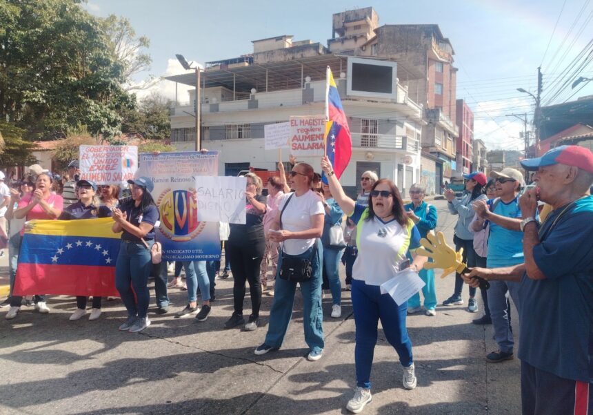 Así transcurrió la marcha de gremios y pensionados en el interior de Venezuela 