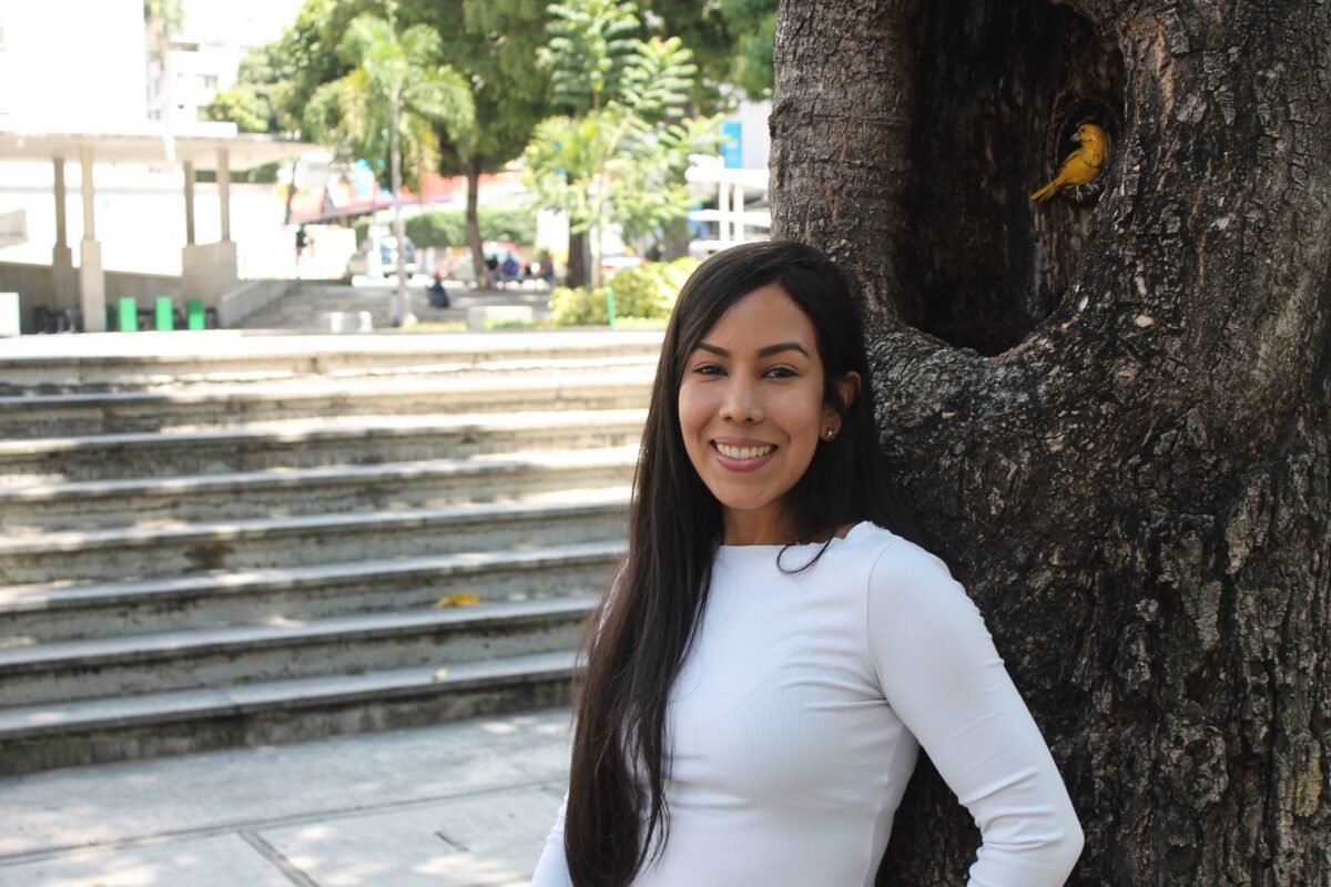 Alejandra Cedeño y su misión de sanar con arte las cicatrices de la ciudad 