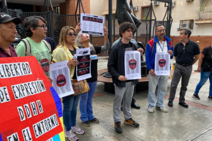 Protestaron frente a Conatel para exigir el cese de bloqueo a sitios web en Venezuela 