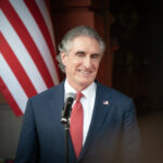 Acuerdo con Shell, minería e inversiones: lo que dejó la visita del secretario del Interior de EE UU a Venezuela