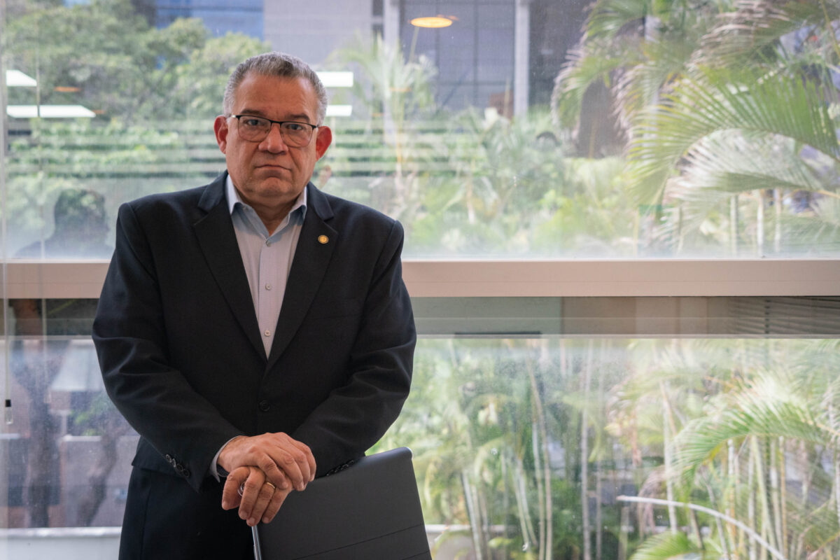 Enrique Márquez: “Creo que las elecciones tenemos que ganárnoslas”