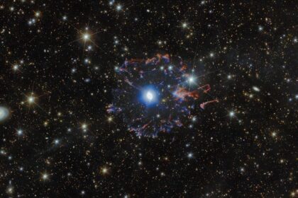 Agencias espaciales publicaron imágenes inéditas de la nebulosa Ojo de Gato captadas por sus telescopios 