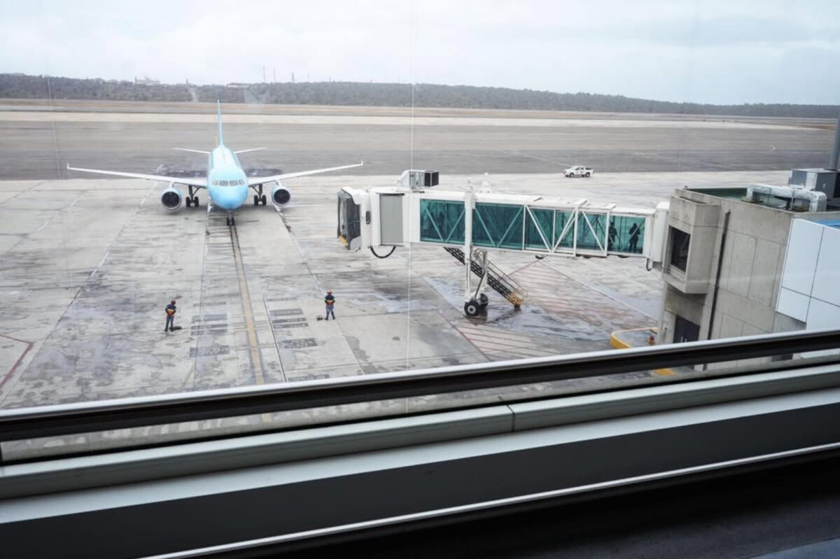 Llegaron a Venezuela 123 migrantes repatriados en un vuelo procedente de Estados Unidos