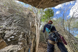 Caracas y su oasis de roca para escalar: lo que ofrece el Parque de Recreación Cuevas del Indio