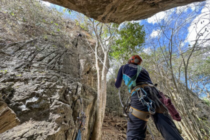 Caracas y su oasis de roca para escalar: lo que ofrece el Parque de Recreación Cuevas del Indio