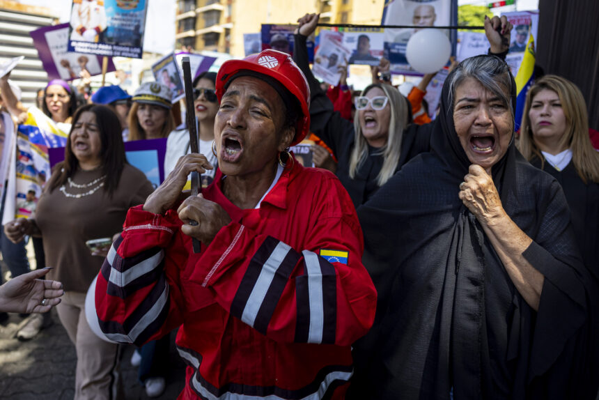 En imágenes: el viacrucis de los familiares de trabajadores de PDVSA detenidos 