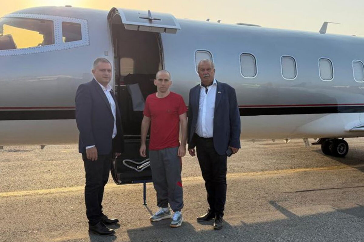 El gendarme argentino Nahuel Gallo se reencontró con su familia en Buenos Aires