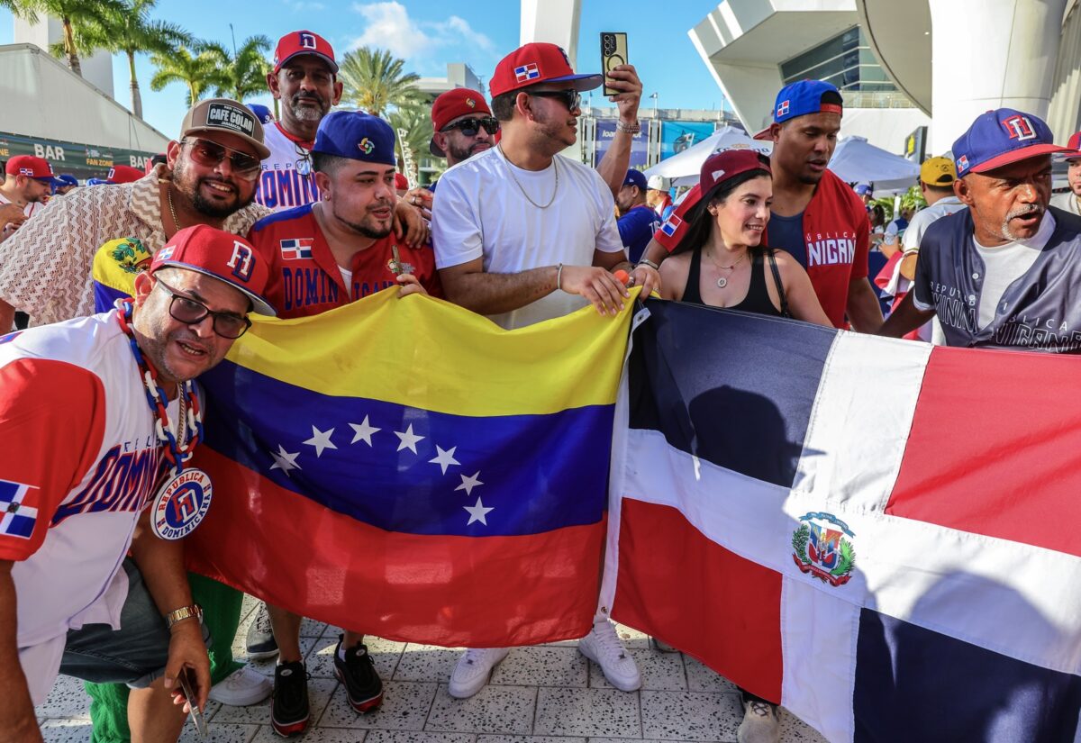 En imágenes: así se vive la previa del República Dominicana vs. Venezuela en el loanDepot Park de Miami