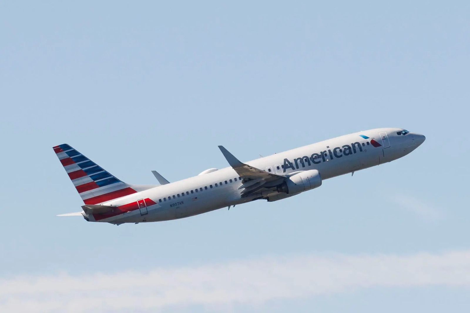 US Department of Transportation authorized American Airlines to resume flights to Venezuela