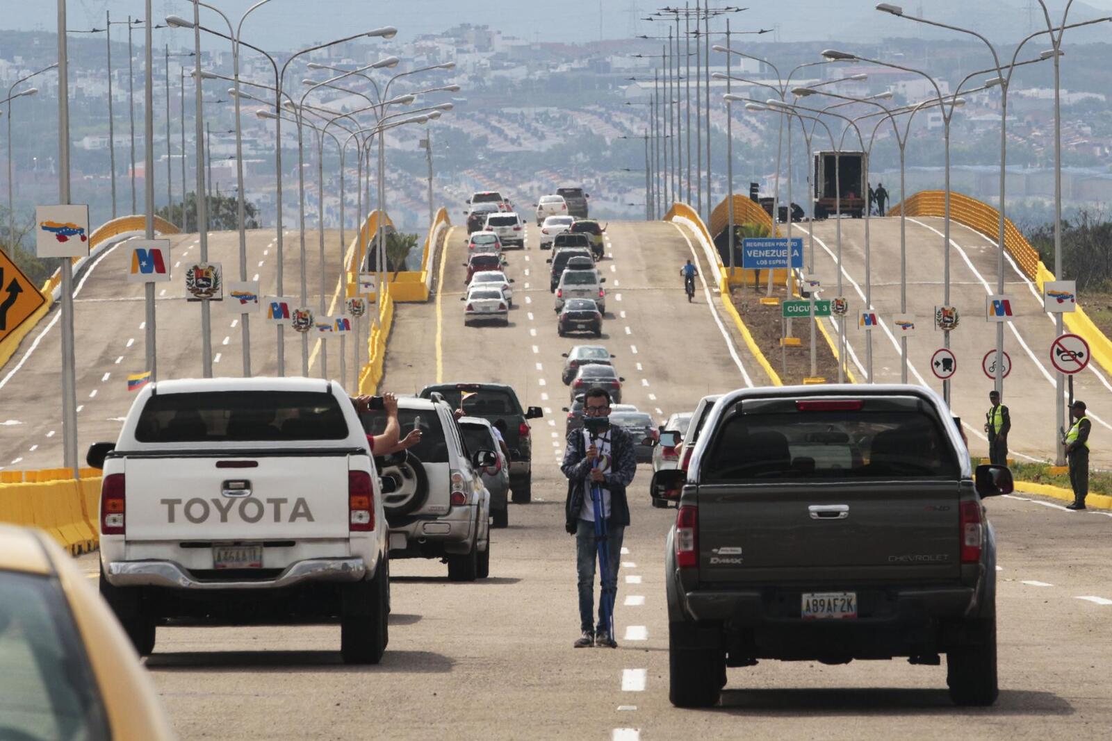 Colombia's Ombudswoman said the border is a "difficult environment" for meeting between Petro and Rodríguez