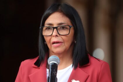 Delcy Rodríguez designó a nuevos integrantes del alto mando militar tras destitución de Padrino López