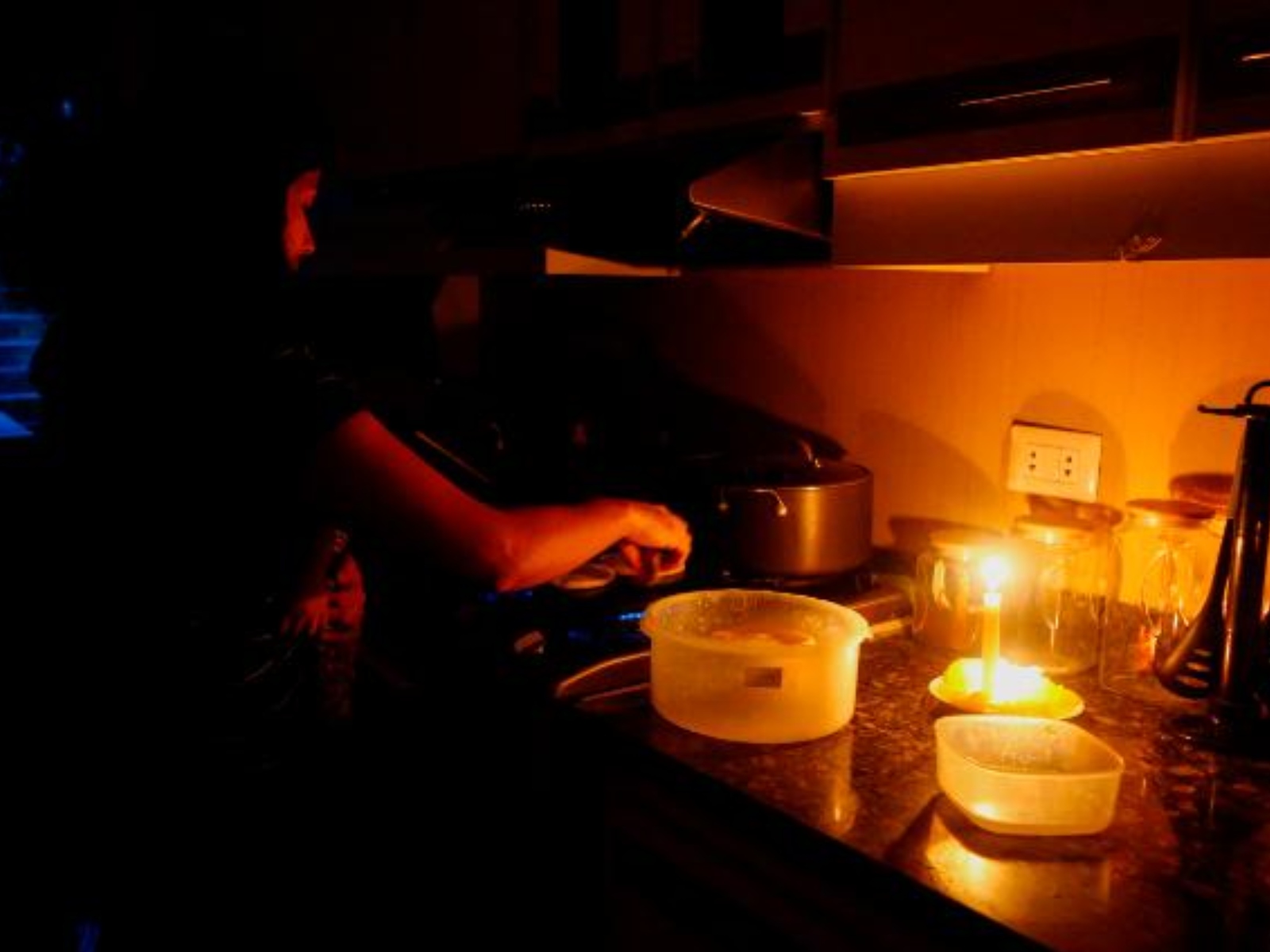 Power outages reported in several states of the country