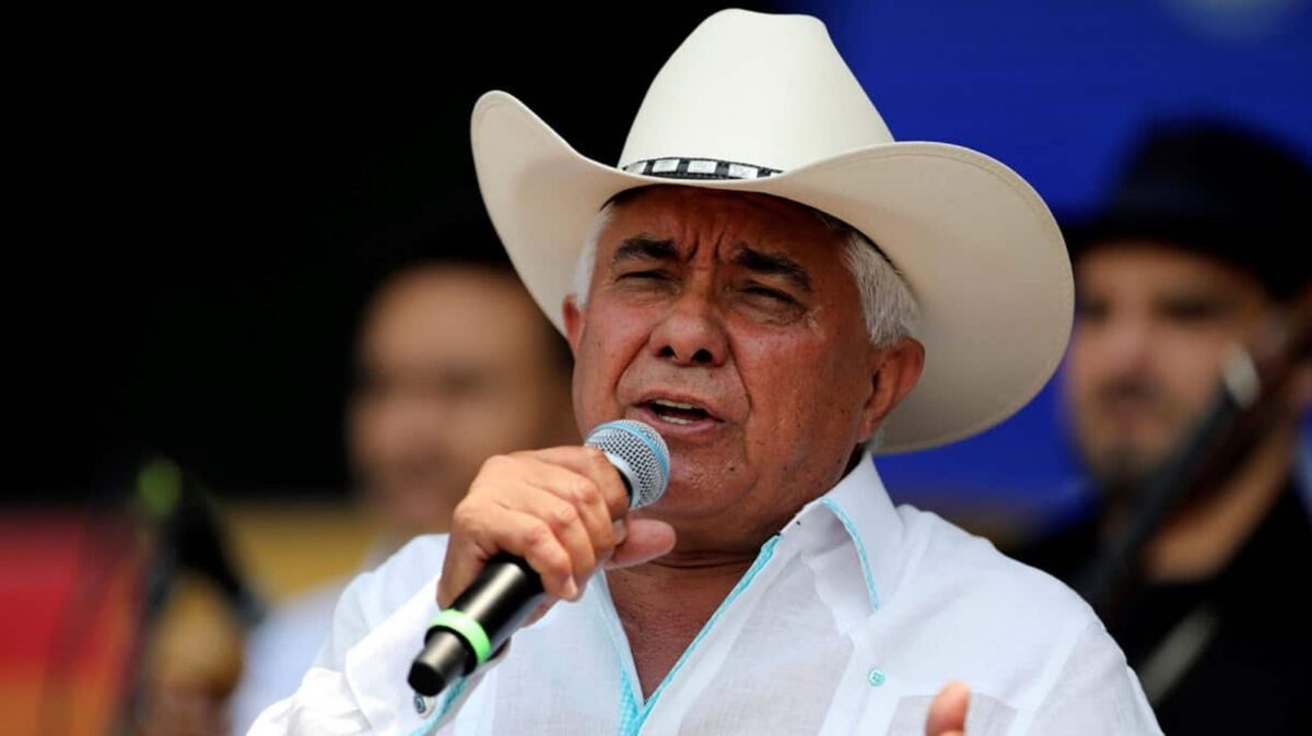 El cantante Reynaldo Armas recibió el alta médica tras estar hospitalizado en Bogotá 