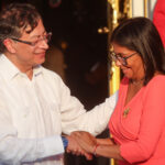 Delcy Rodríguez y Petro conversaron sobre cooperación eléctrica y gasífera entre ambos países