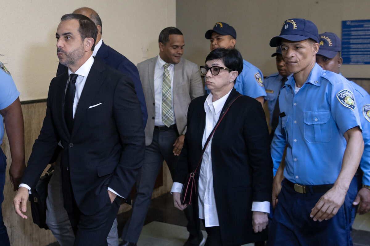 Entre el miedo y la reinvención: la vida de la venezolana Jeniré Mena Martínez un año después de sobrevivir al colapso del Jet Set