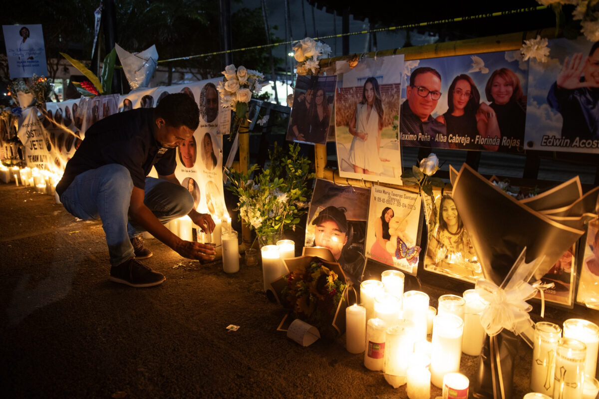 En imágenes: una vigilia recordó a las víctimas del Jet Set a un año de la tragedia en República Dominicana