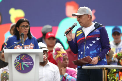 Gobierno anunció el pago del “Bono de Responsabilidad Profesional”: ¿a cuánto equivale?