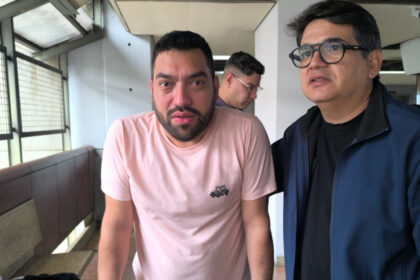 El periodista Ramón Centeno recibió la libertad plena tras ser absuelto de todos los cargos