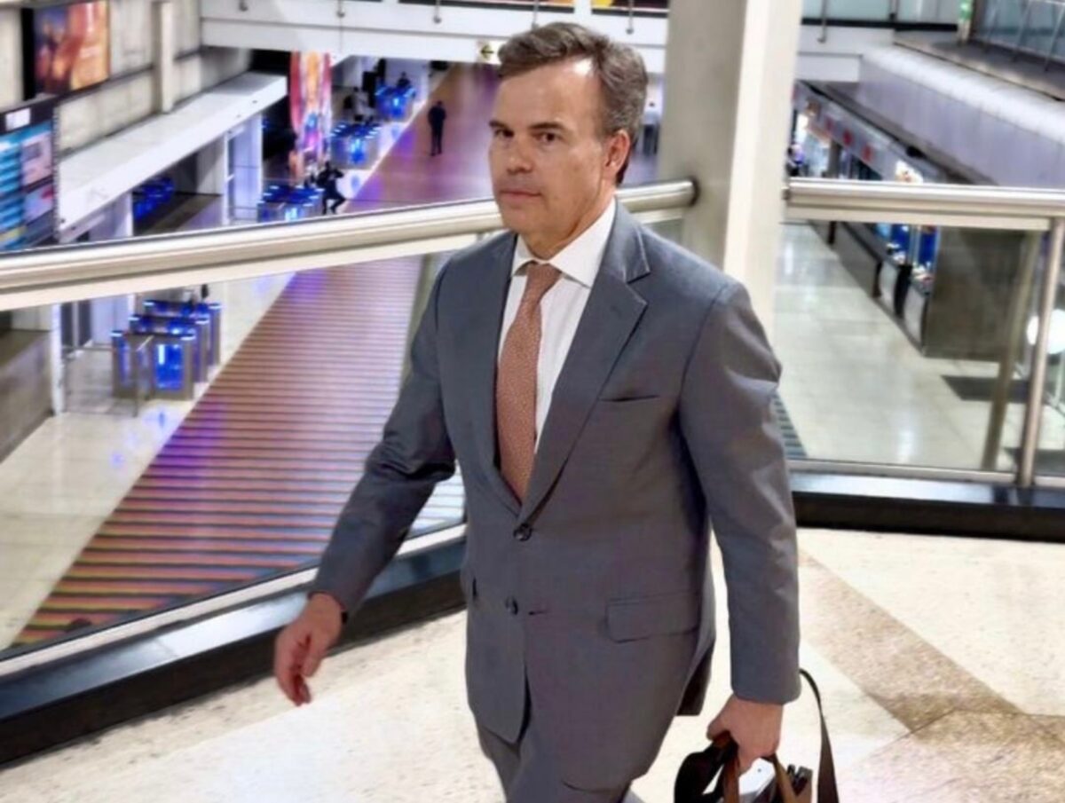 Llegó al país el nuevo encargado de Negocios de EE UU para Venezuela, John Barrett
