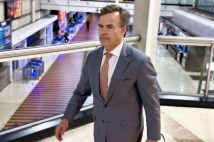 Llegó al país el nuevo encargado de Negocios de EE UU para Venezuela, John Barrett