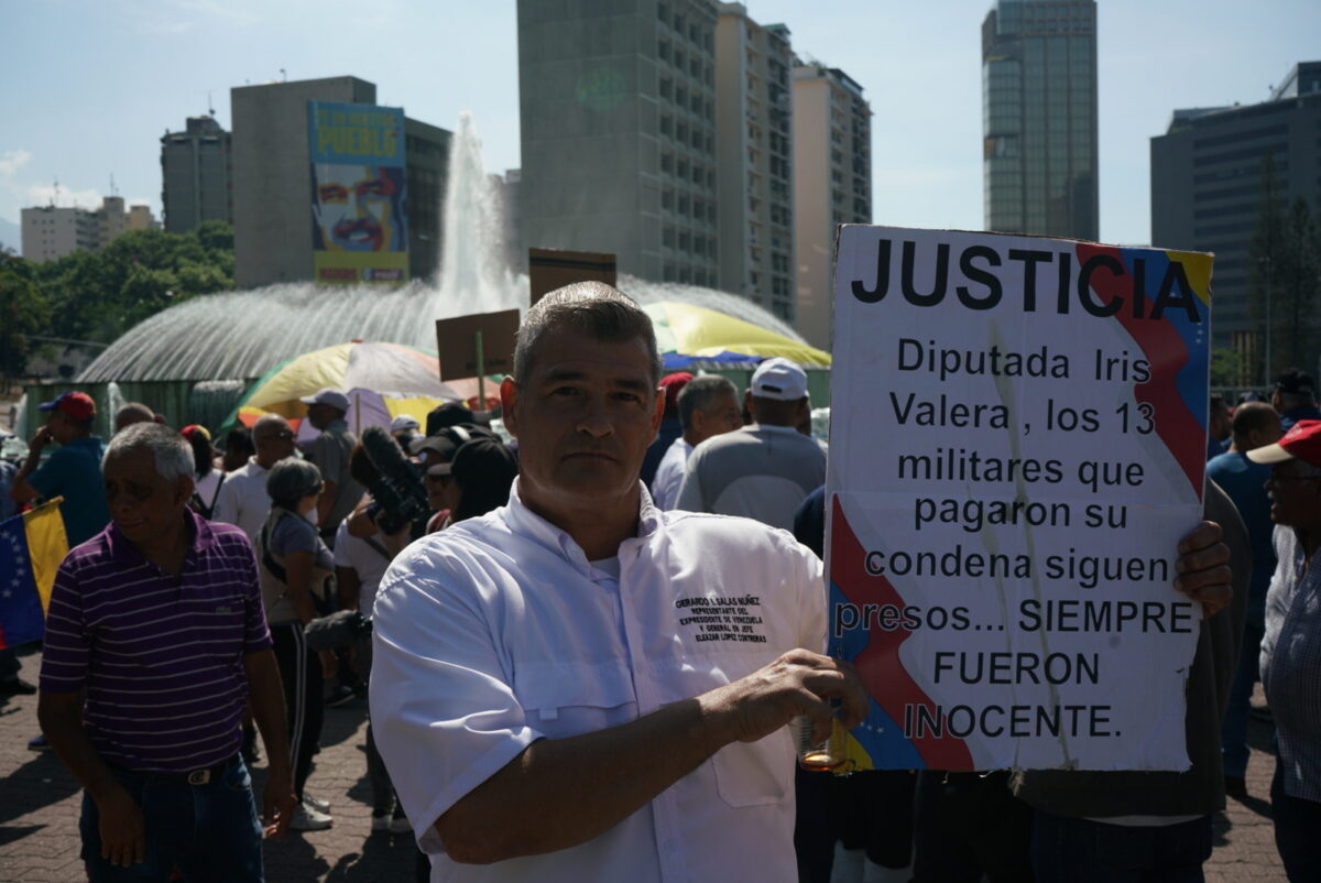 En imágenes: trabajadores se movilizan hacia Miraflores para exigir mejores salarios