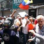 En imágenes: trabajadores se movilizan hacia Miraflores para exigir mejores salarios